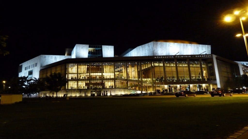 Modern Buildings filming location in Hungary, photo 8