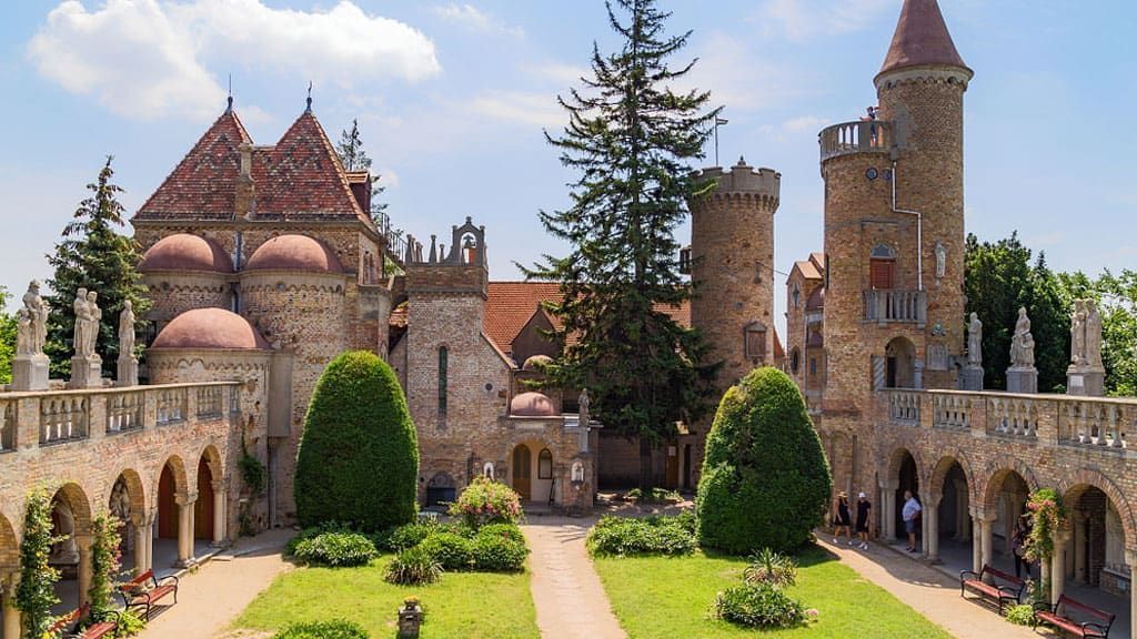 Monuments & Museums filming location in Hungary, photo 11