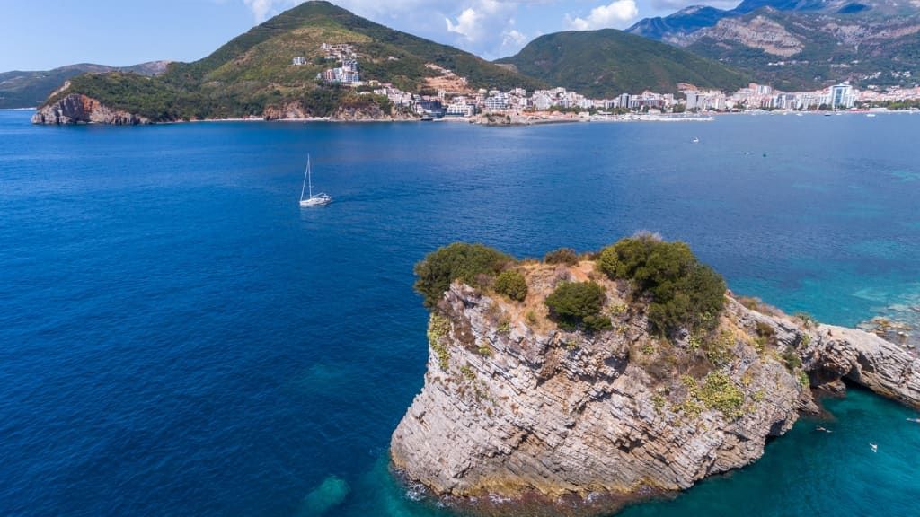 Cliffs filming locations in Montenegro