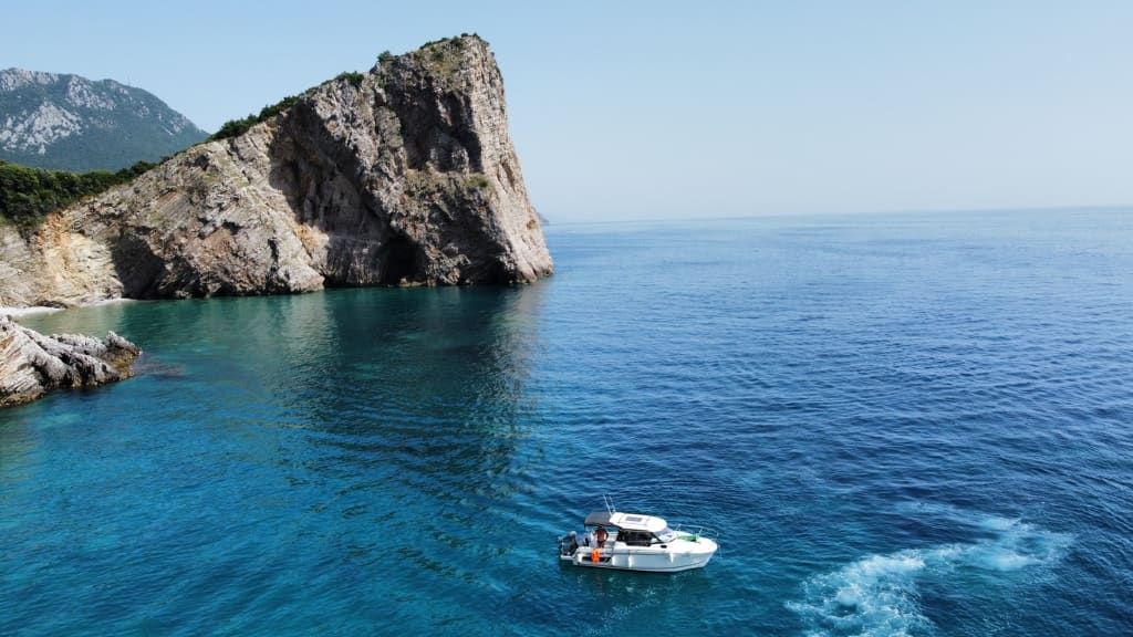 Cliffs filming location in Montenegro, photo 11