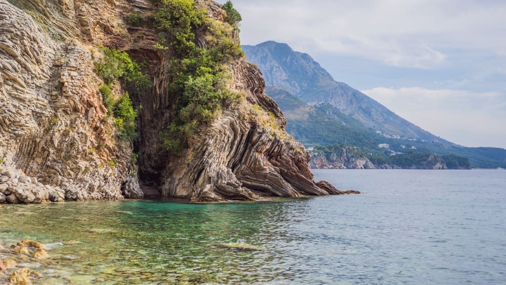 Cliffs filming location in Montenegro, photo 13