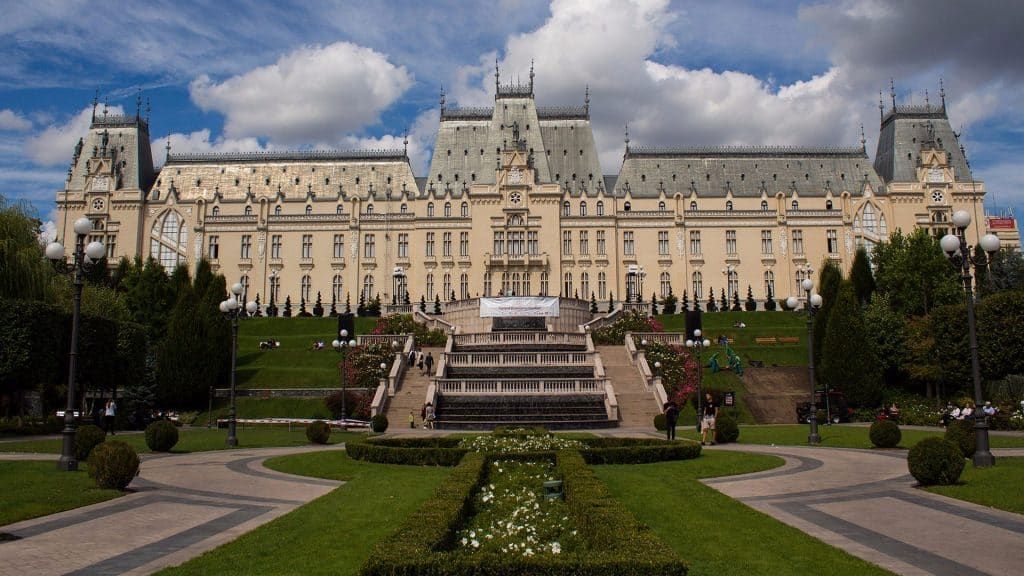 Castles filming location in Romania, photo 9