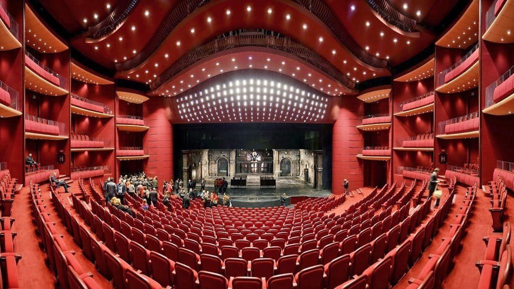 Opera & Theatre filming location in Romania, photo 6