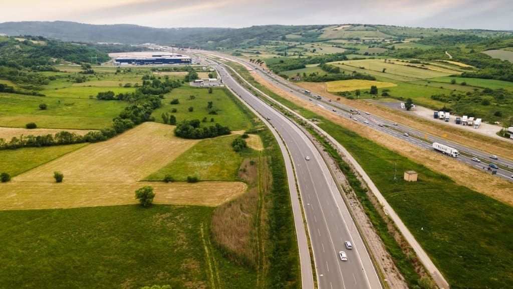 Roads filming location in Serbia, photo 6